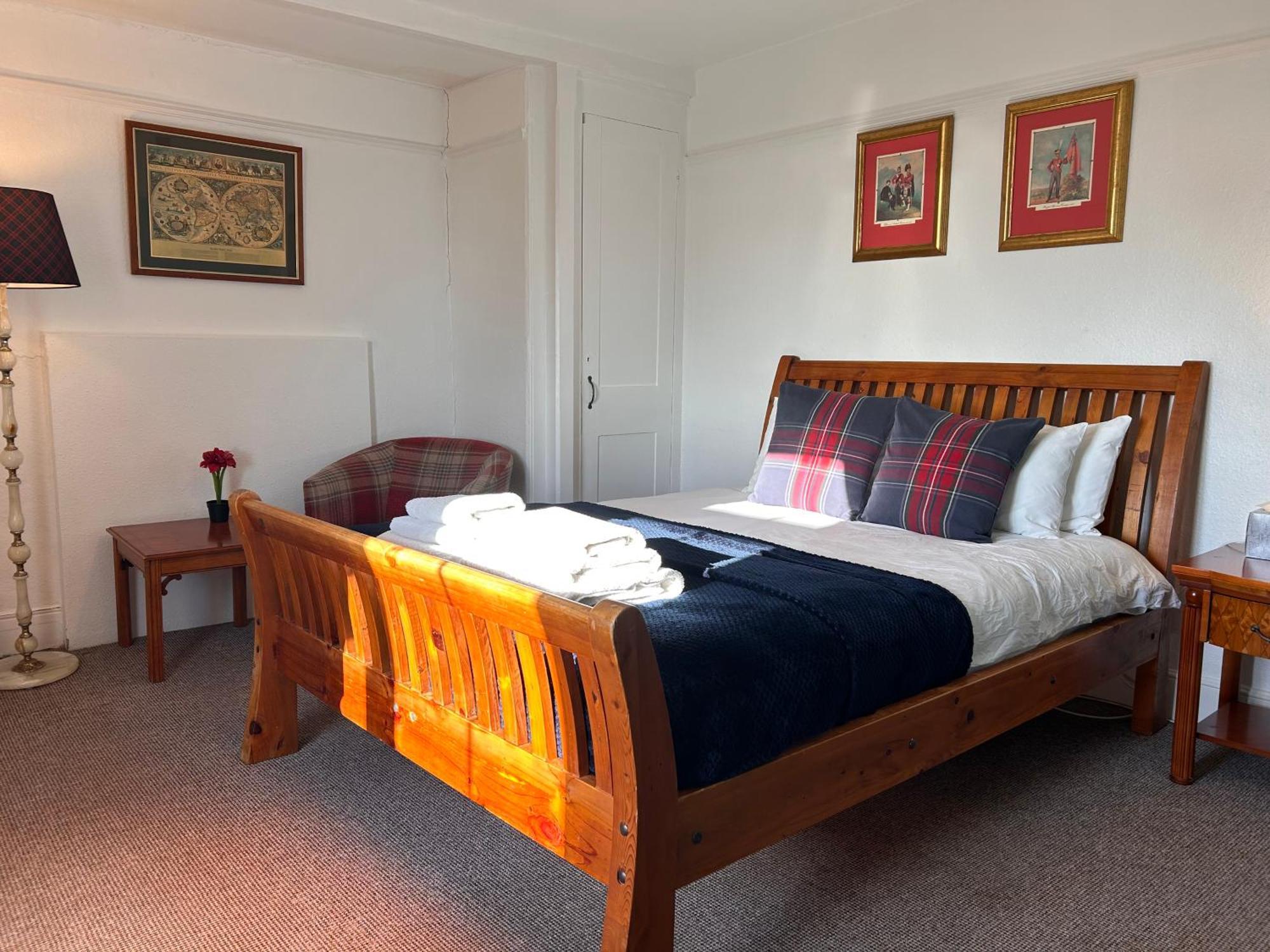 Clarence Quarters Self-Catering Guest House Portsmouth Ruang foto